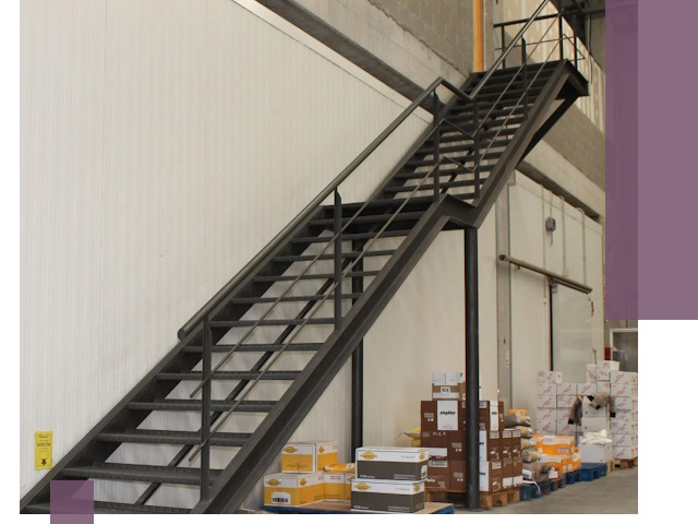 Лестницы для производства в Клинцах — изготовление и монтаж