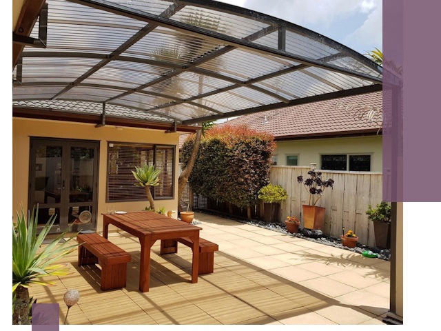 Навесы во двор под ключ в Клинцах — изготовление и монтаж